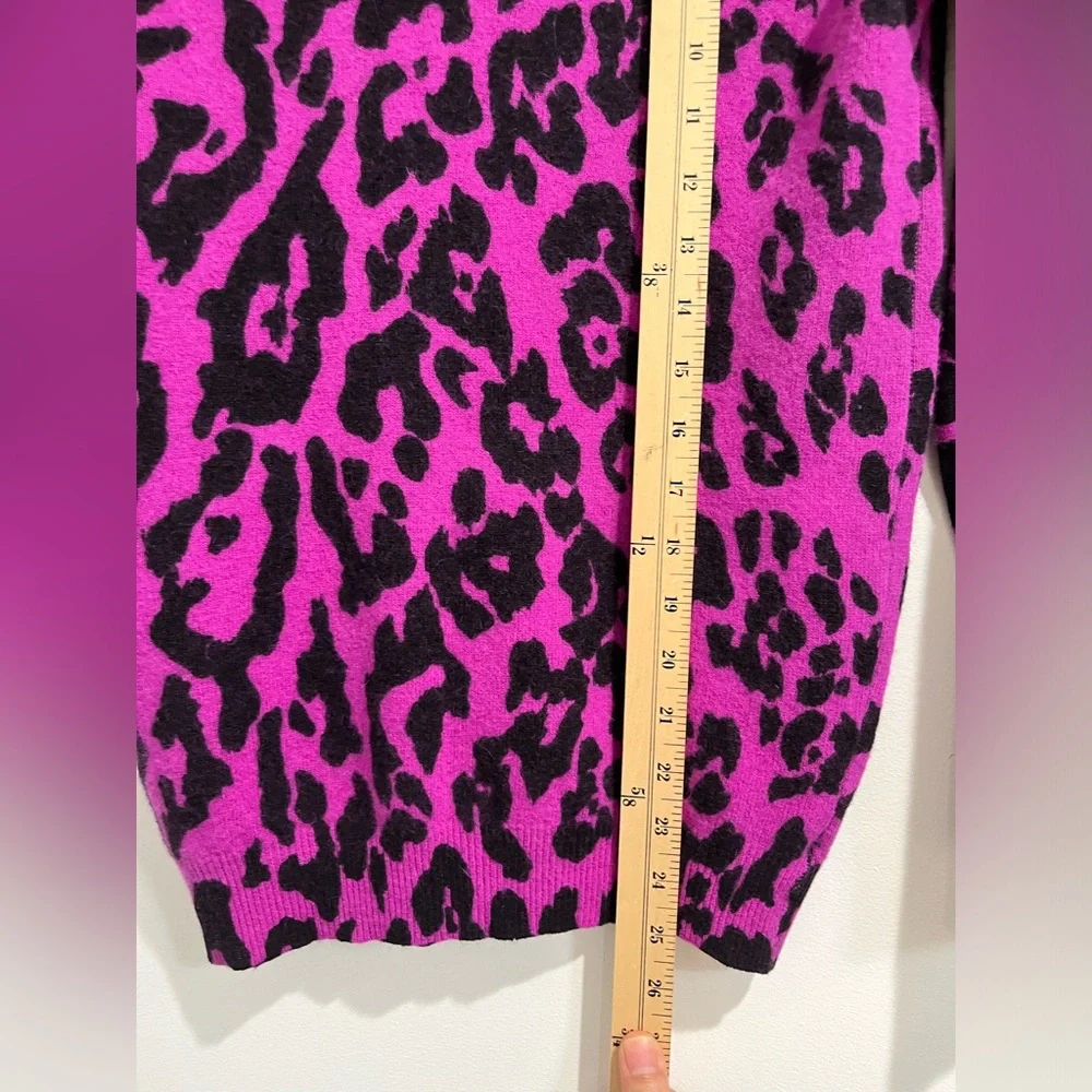 Anne Klein Vintage Purple/ Black Lambswool Blend Animal Print Sweater‎ Sz. S